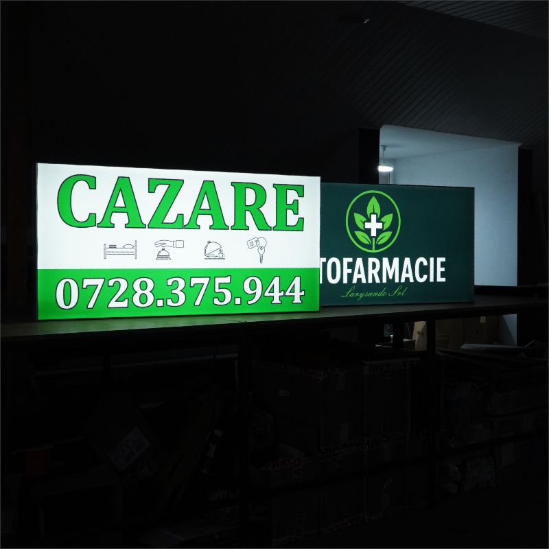 Caseta Luminoasa Fata Backlit Banner